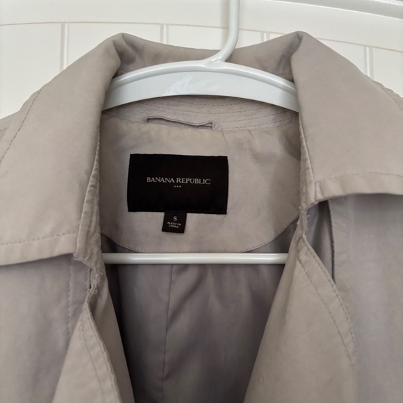 Banana Republic Gray Trench Coat - Picture 4 of 6